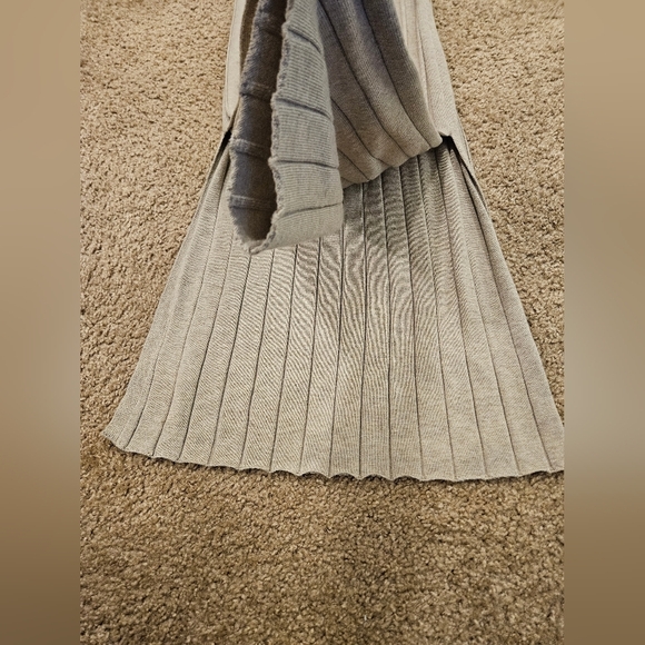 Promesa Sweet Simplicity Rib-Knit Midi Sweater Skirt In Heather Grey, Size Small - Picture 4 of 7